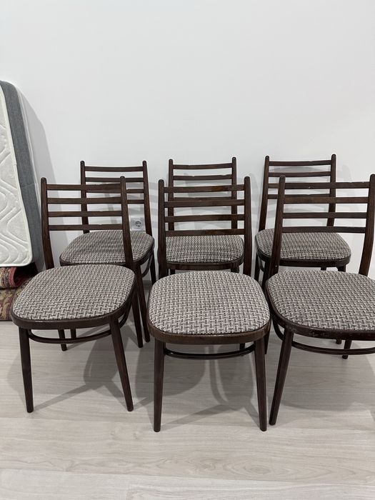 Продам Стулья 6 штук