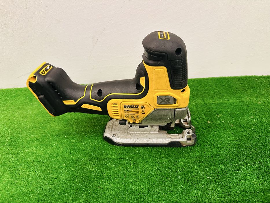 Pendular Dewalt DCS335