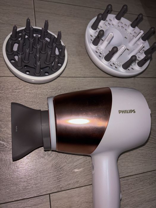 Uscator de par Philips SensIQ Seria 9000