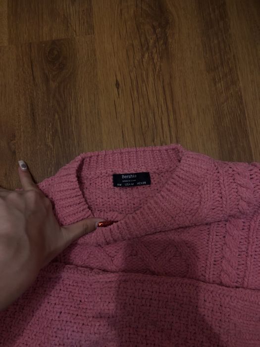 Пуловер Bershka