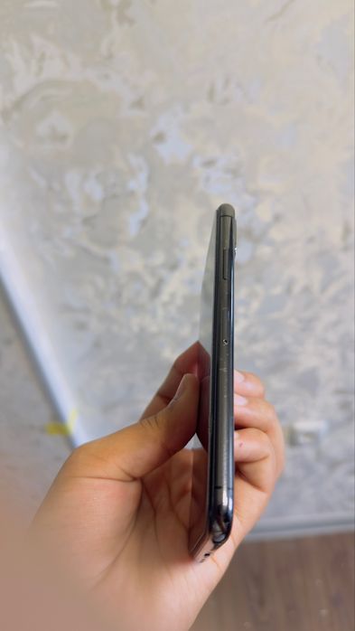 iPhone X.  Sotildi