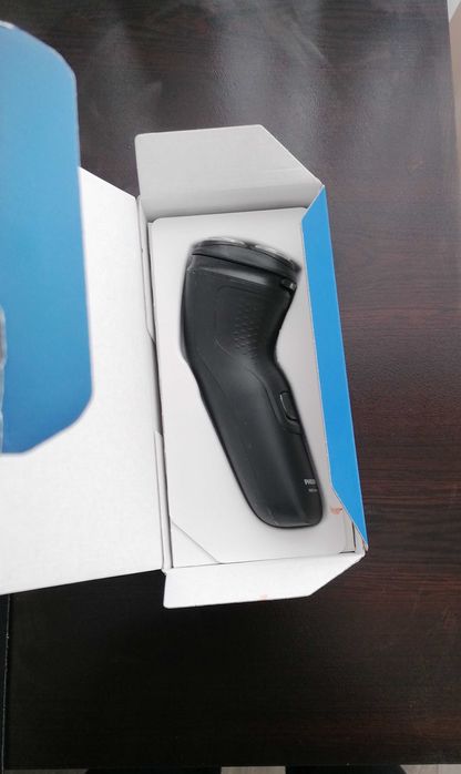 Philips Series 1000 Електрическа самобръсначка