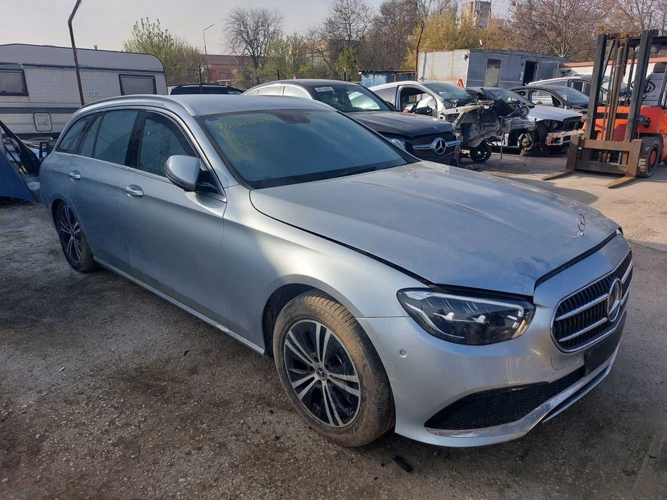 На Части: Mercedes-Benz W213 FACELIFT E220d 194 к.с. 2012 SPORT Комби