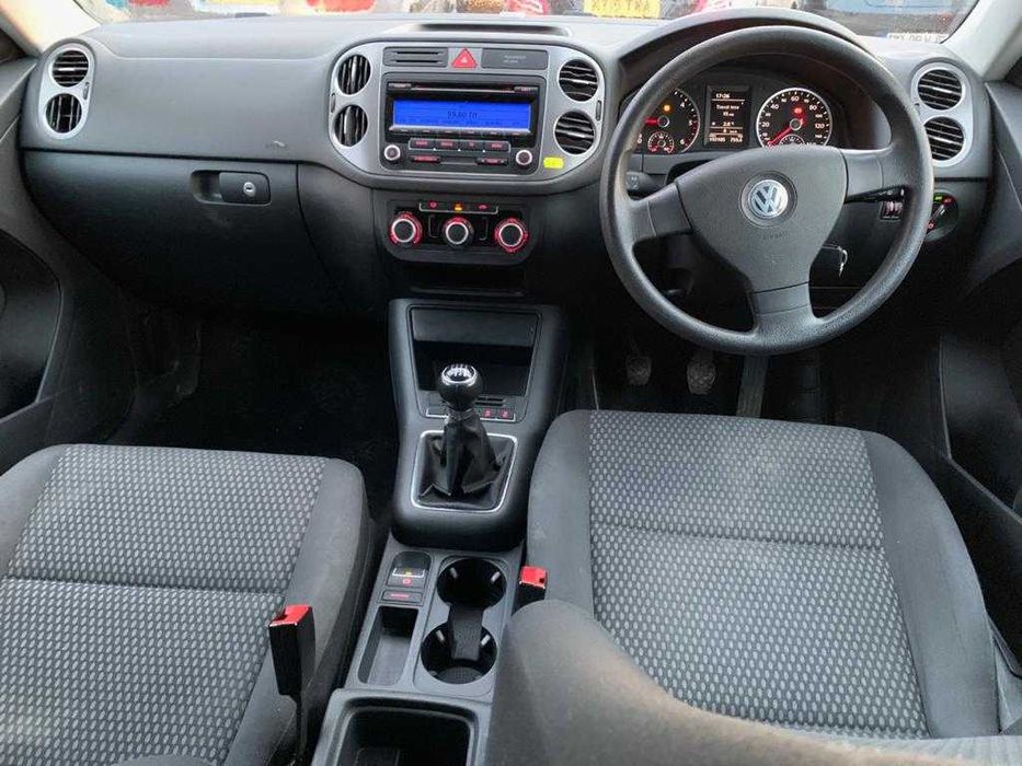 Dezmembrez Volkswagen Tiguan/1.6/CAYC/2.0/EA189/usa/haion/faruri/stopuri/carlig/interior/motor/cutie/capota