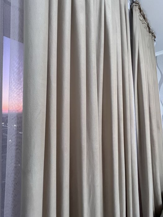 Продам тюль с портьерами.