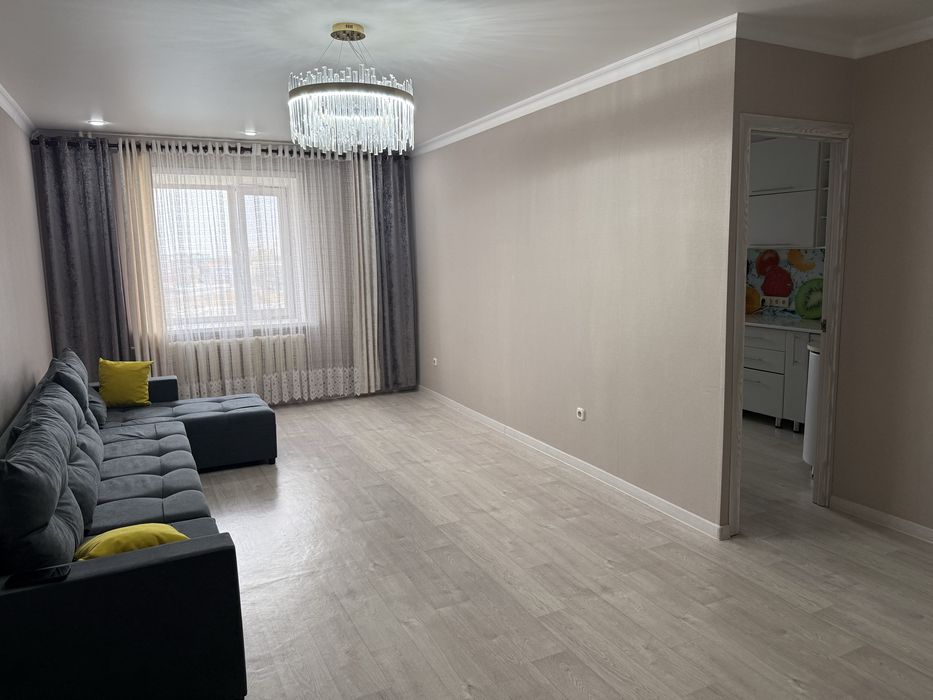 Сдам 2-хкомнатную квартиру в субаренду цена договорная!