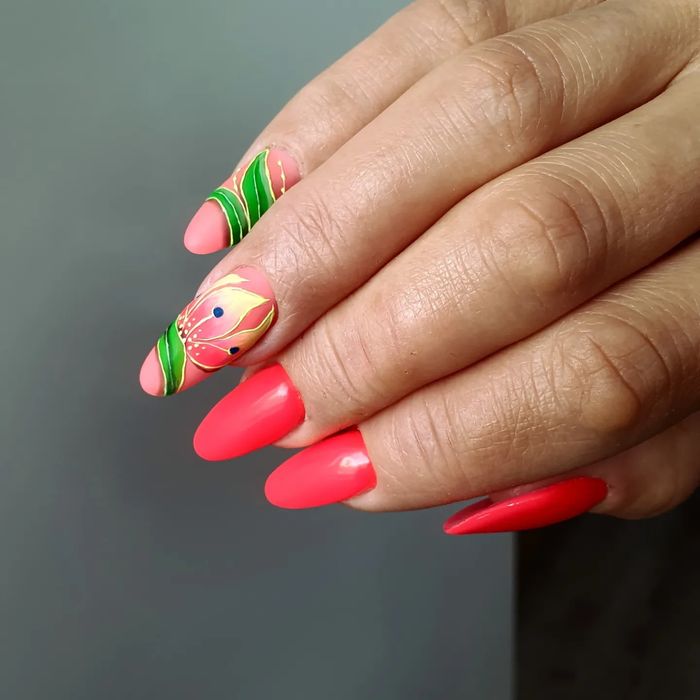 Маникюр/изграждане/поддръжка/педикюр