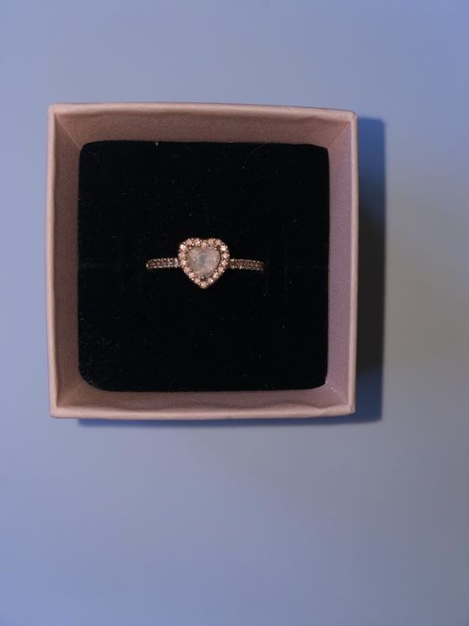 Оригинален пръстен Пандора (Пандора Валс)