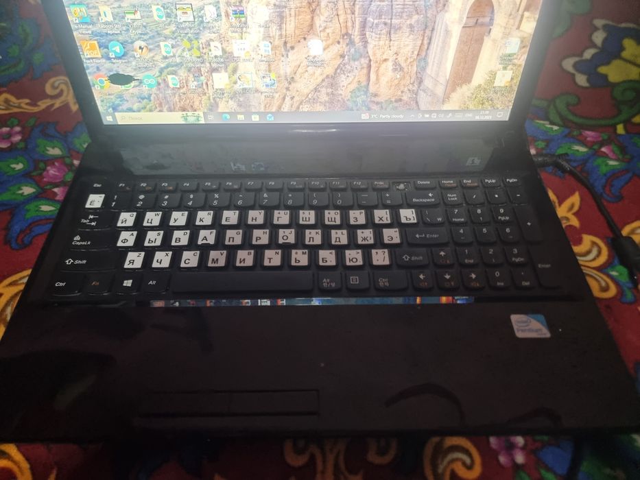 LENOVO G580 ishlashi yaxshi Windows 10  64 razryadli