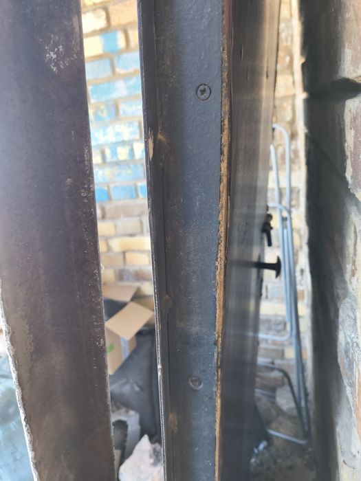 Дверь металлическая