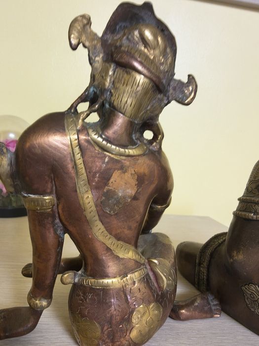 Statuete din bronz masiv