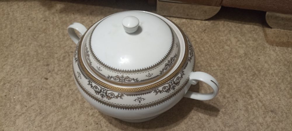 Продам тарелки по штучно