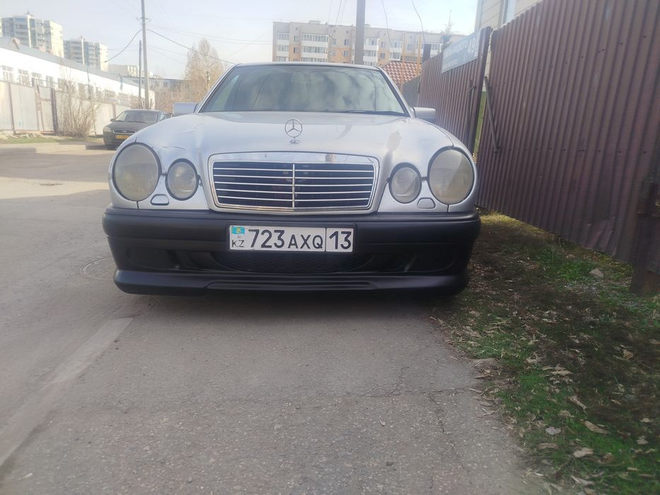 Мерс 210 пер и зад бампер материал стекловолокной бампер