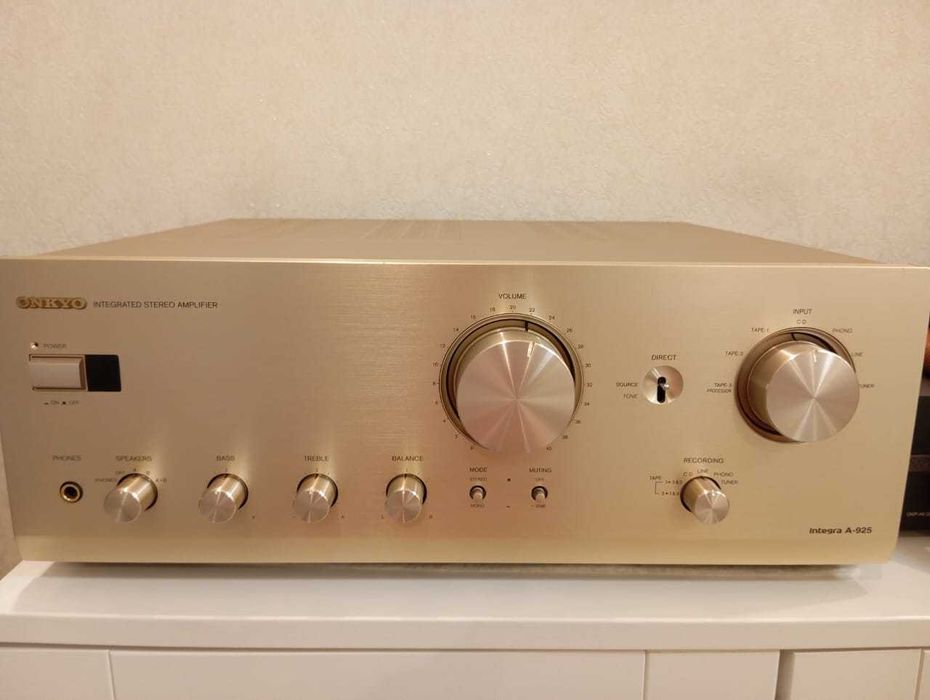 ONKYO Integra A-925