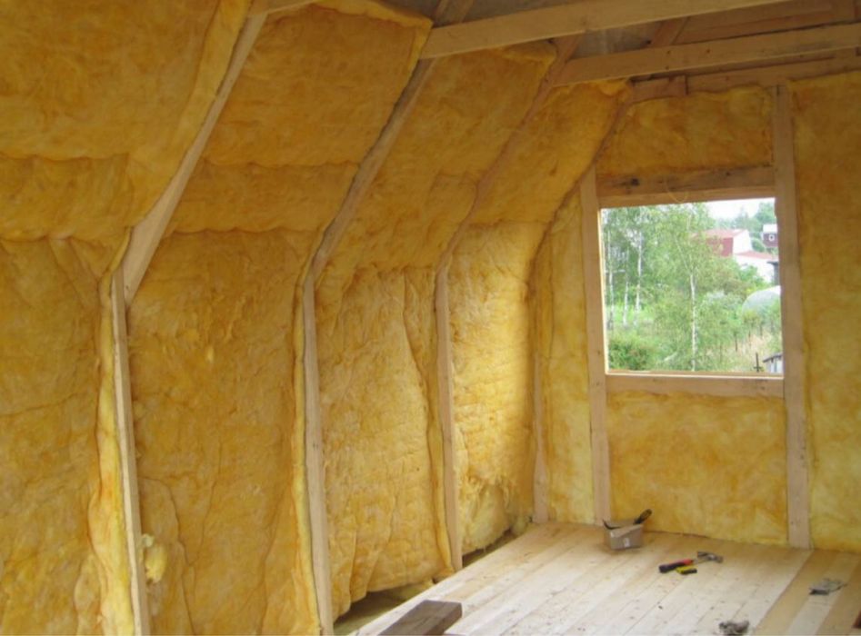 Утепления мансарду под ключ, мин вата, стекловата, базалт.