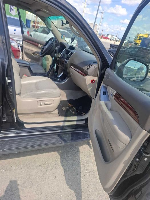 Vand TOYOTA Land Cruiser J120 2007!  Stare perfectă de funcționare! 7490 euro pret final !