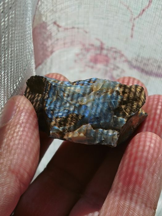 Opal albastru de piatră