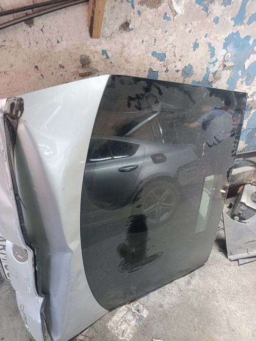 Заднее стекло Skoda Octavia A7  — ОРИГИНАЛ
