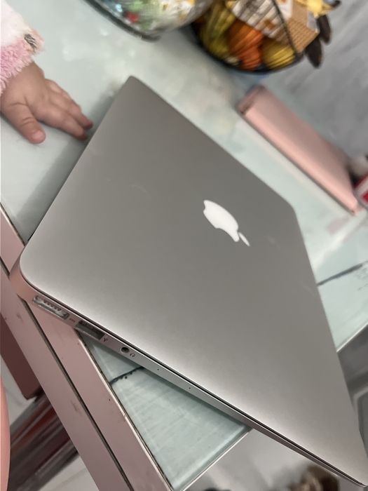 Macbook air 2012