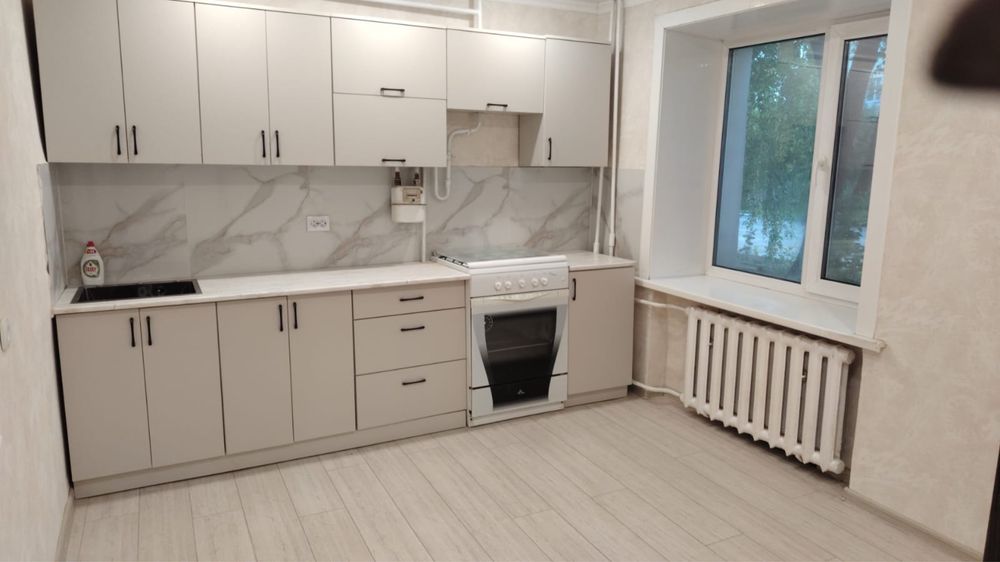 Продам 2х комнатную квартиру район Драмтеатра