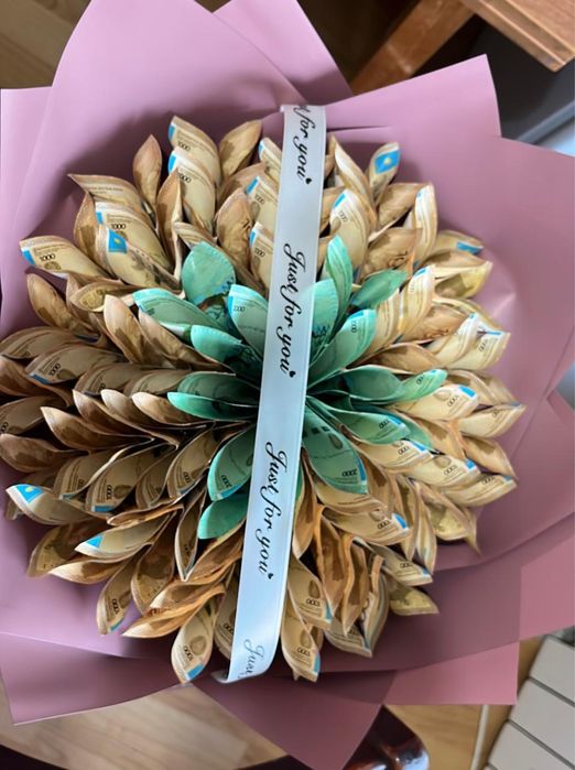 Цветы из купюр букет из денег