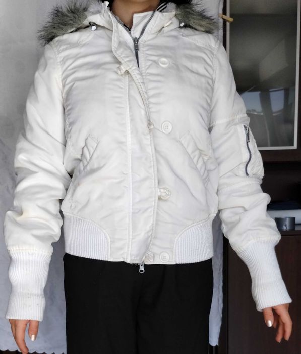 Дамско яке Бомбър. Зимно, Като ново.номер 46.