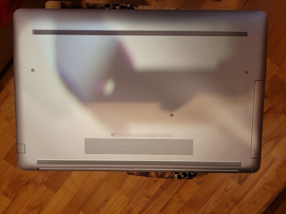 Laptop HP 17 inchi