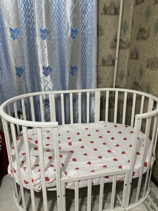 Детская кровать б/у