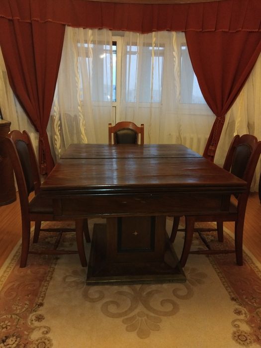 Mobilă veche lemn masiv nuc