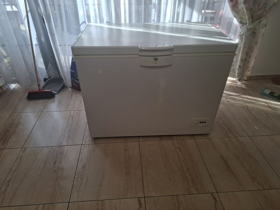 Lada frigorifica Beko