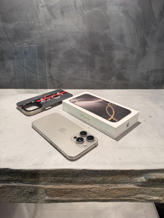 КАТО НОВ Iphone 16 Pro Natural + подаръци
