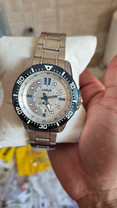 Vand ceas Lorus Sport Men impecabil,curea inox