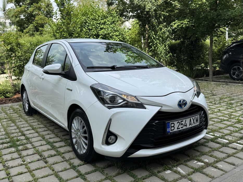 Toyota Yaris 2019 garantie 2030 1.5 VVT-I Hybrid Automat CVT 80.000KM achizionat de nou din reprezentanta toyota