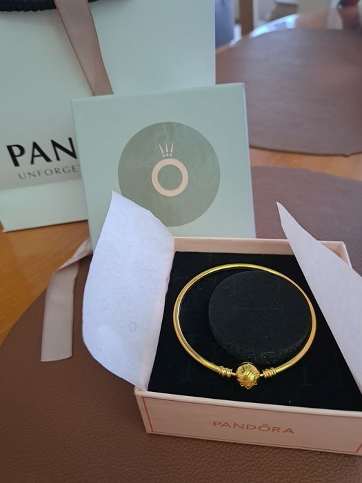 Твърда гривна пандора голд