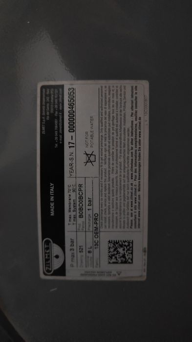 Vand centrala si frigider