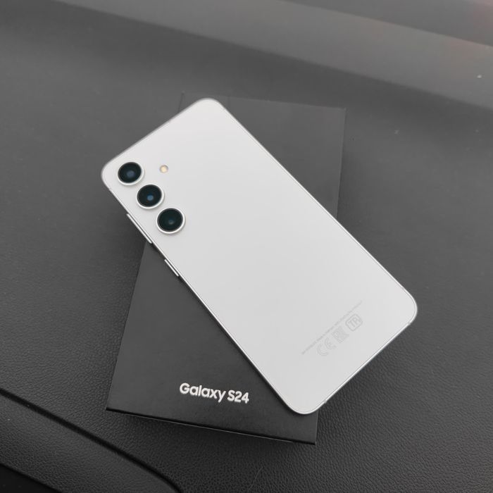 Как новое Samsung S24