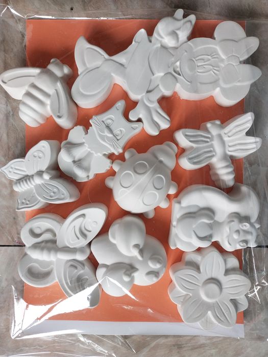 Наборы для детского творчества. Фигурки раскраски из гипса