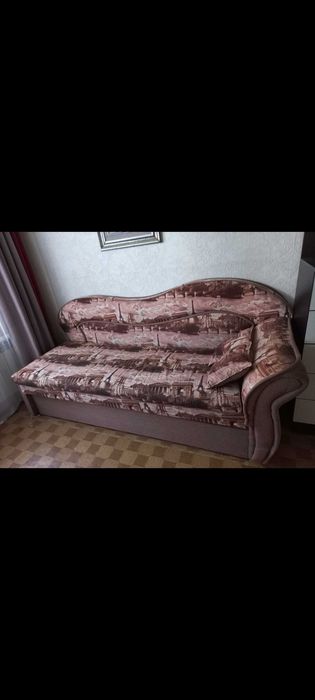 Диван в отличном состоянии
