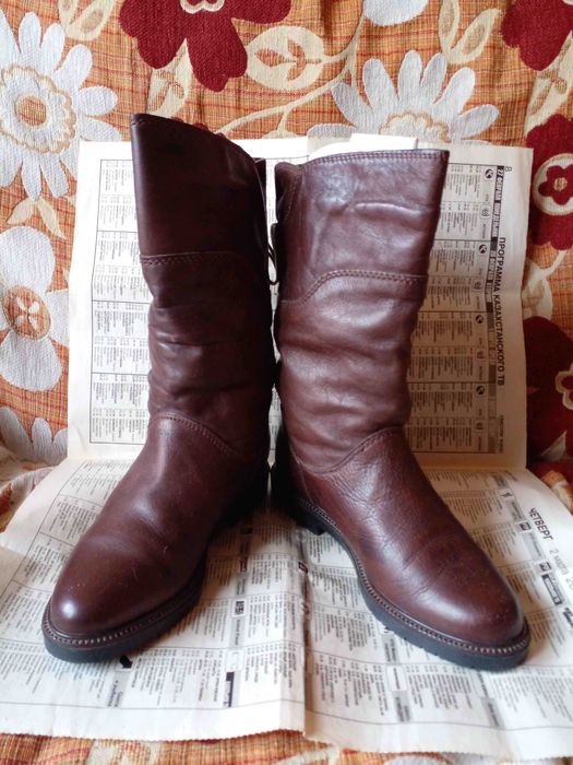 Сапоги коричневые  35 - 36 размер