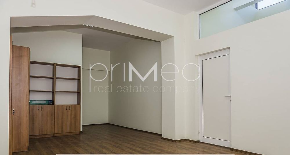 Продава се Склад в Бургас, Промишлена зона - Юг - 2223 кв.м за 203 €/кв.м - Снимка #4