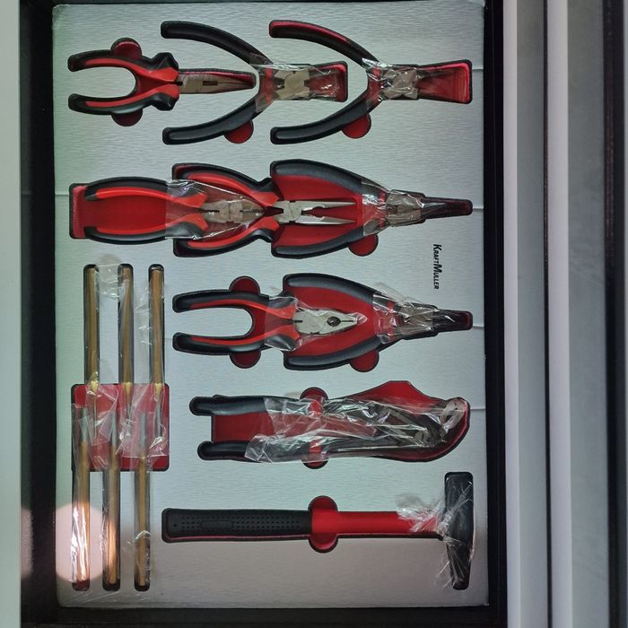 Dulap cu scule Kraft Muller adus din Germania cu 9/7 sertare cu scule