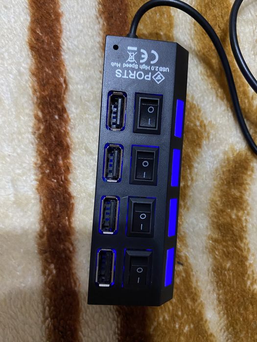 Adaptor hub USB
