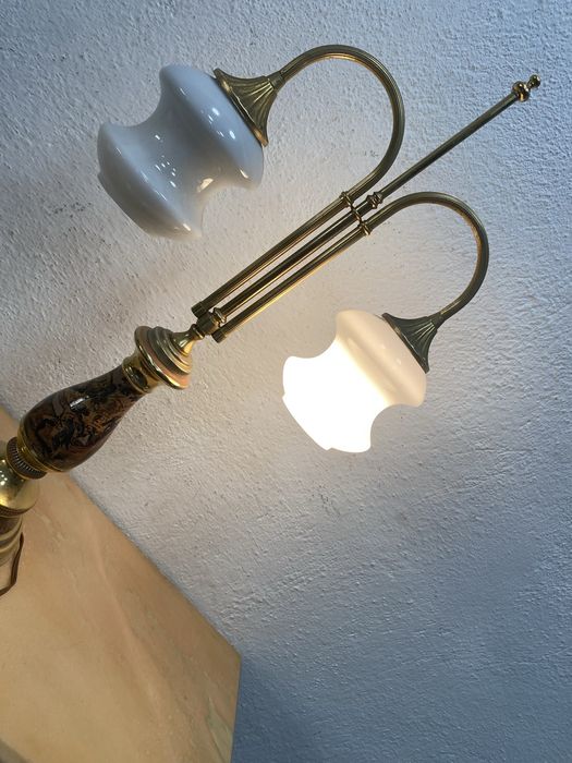 Стара италианска надтолна лампа винтидж