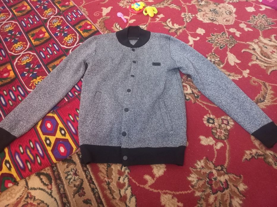 Светер сатылады жап жаңа