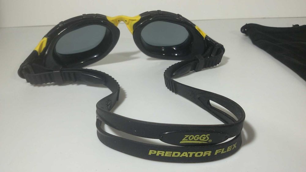 Zoggs плувни очила и шапка; Predator Flex