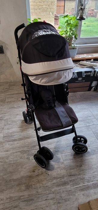 Бебешка количка Mothercare