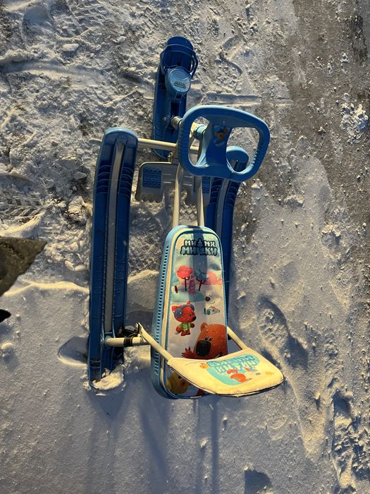 Санки снегоход в отличном состоянии