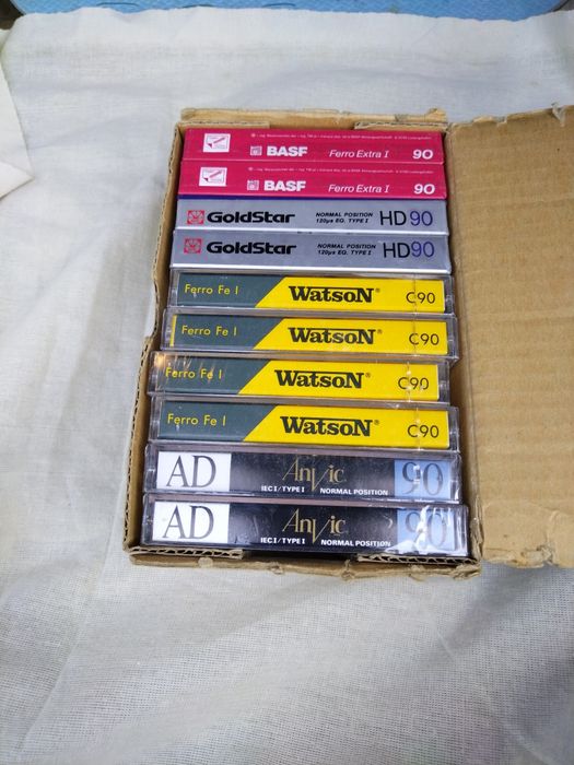 Кассеты новые, и записанные