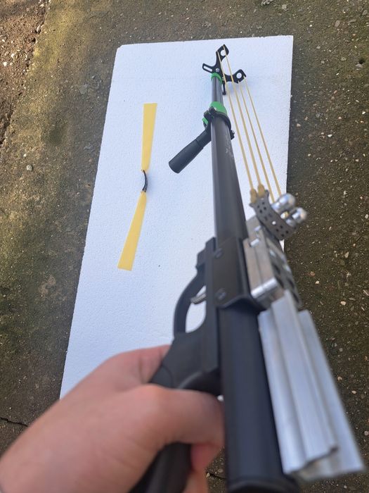 Prastie retractabilă  nouă