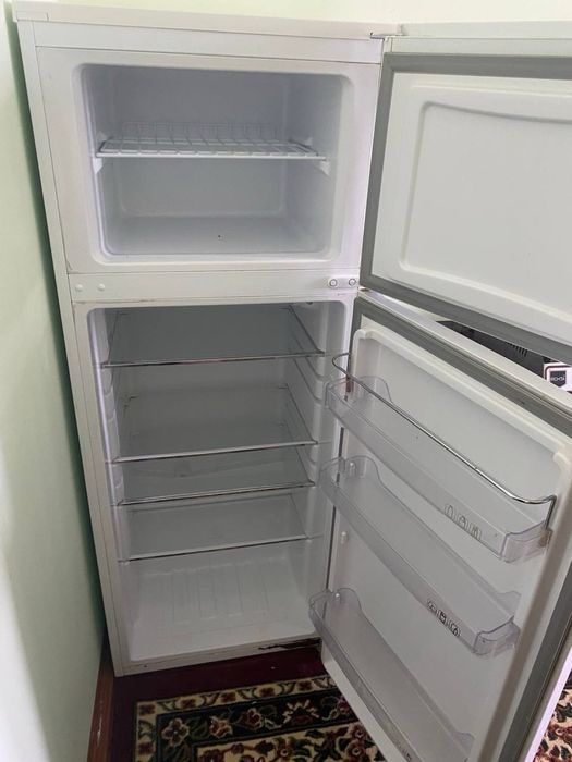 Artel Холодильник сотилади